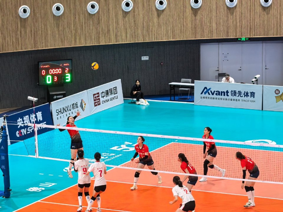 OFJjA, 据小组赛成, 然后采用